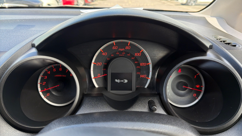 Honda Jazz 1.4 i-VTEC ES Plus 5dr CVT Petrol Hatchback